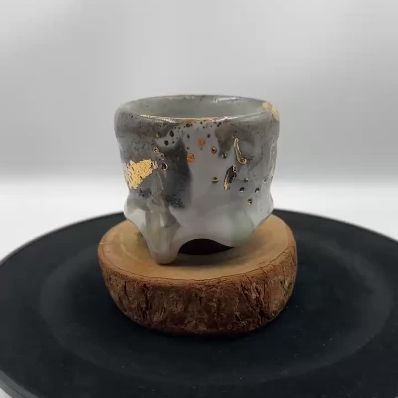 Handmade wood-burning-opening series-Mo Zhiye gilt cup - ถ้วย - ดินเผา 