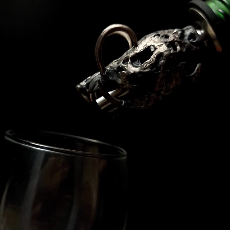 【醉牲夢死】鹿豚酒嘴酒瓶塞(無蓋) - 酒杯/酒器 - 其他金屬 