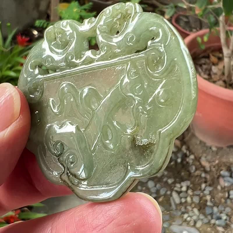 天然A貨翡翠彫刻牌 23.9g 玉彫 油青種 ミャンマー翡翠 A貨 鼠来宝 如意