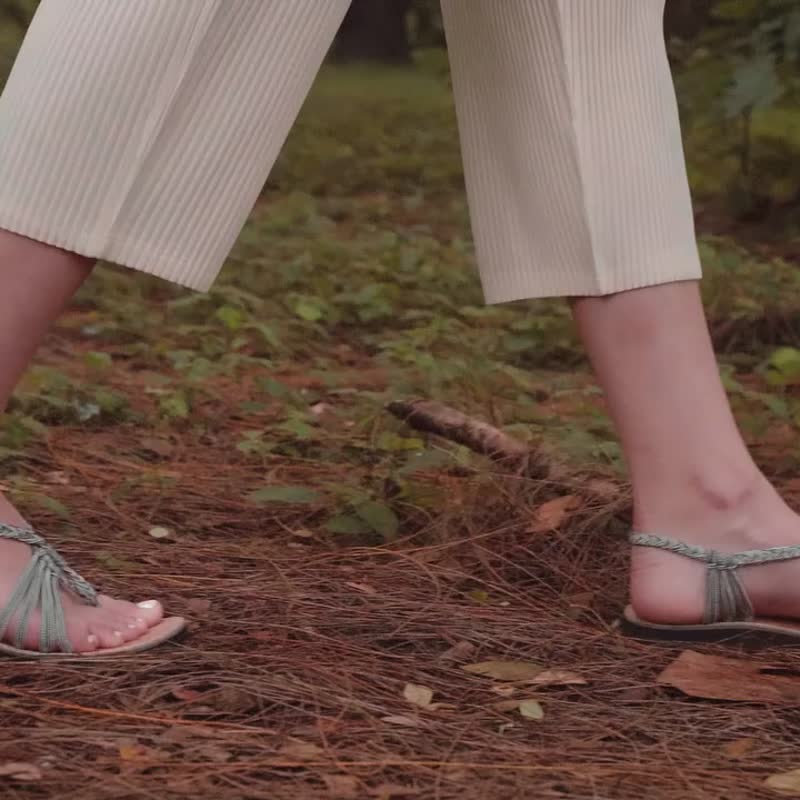 Hand-Woven Flat Rope Sandals for Women Seaside Holi รองเท้าเชือก - รองเท้าแตะ - ไนลอน หลากหลายสี