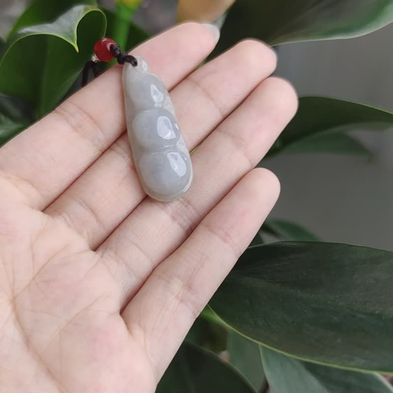 Natural Burmese Jadeite Pendant Necklace Product A - สร้อยคอ - หยก สีเขียว