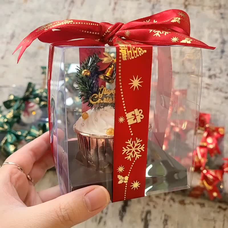 【禮物】杯子蛋糕皂-聖誕禮物盒 - 肥皂/手工皂 - 其他材質 多色
