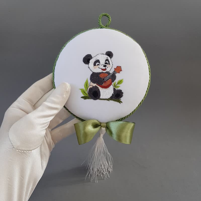 Funny panda hand embroidery DIY, panda pattern pdf - 其他數位設計 - 其他材質 