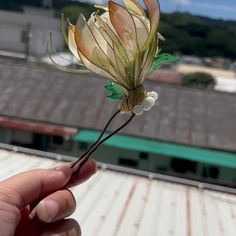 Tongling水晶花-暖暖月曇  水晶花造花液設計髮簪髮飾 - 髮夾/髮圈 - 塑膠 粉紅色