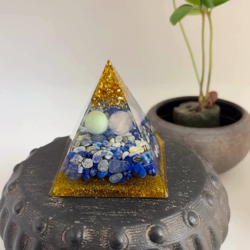 心合意金字塔,贈木盒及燈座,奧剛,冥想,能量,金字塔擺飾,MOP3 - 擺飾/家飾品 - 其他材質 