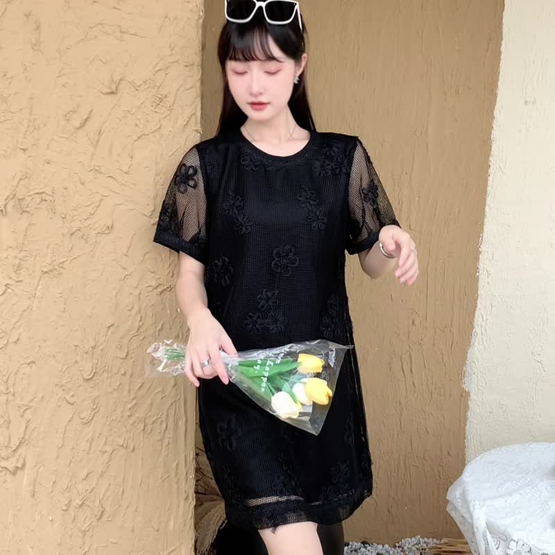 |初秋新品2件75折| 圓領蕾絲A型連身裙|黑色|有裡襯|無彈 - 洋裝/連身裙 - 聚酯纖維 黑色