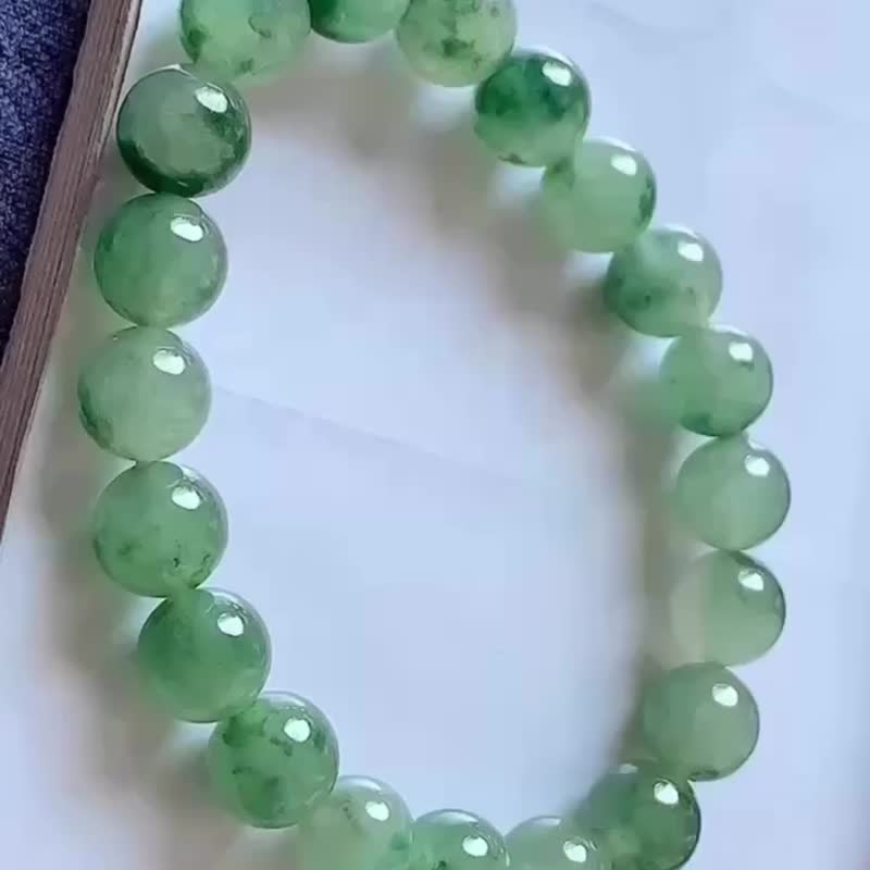 Ice jade natural jade A jade jade bead chain bracelet • Ice jade jade bracelet with floating flowers - สร้อยข้อมือ - หยก สีเขียว