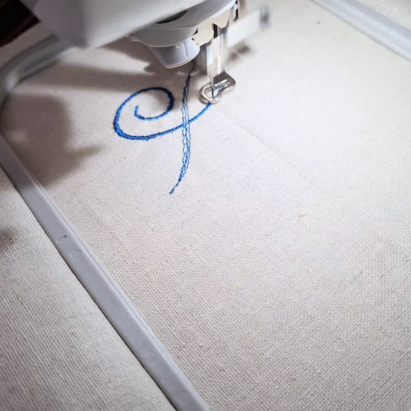 Custom name embroidered Linen gift bag drawstring, Wedding gift personalized - Drawstring Bags - Linen White