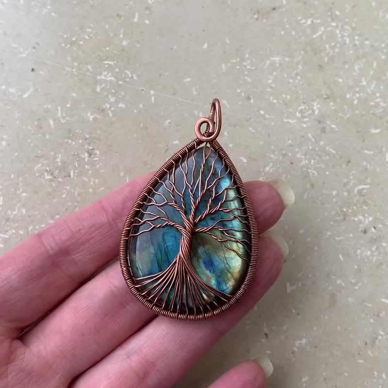 Copper Necklace Labradorite Pendant Healing Stone and Crystal - 項鍊 - 半寶石 多色