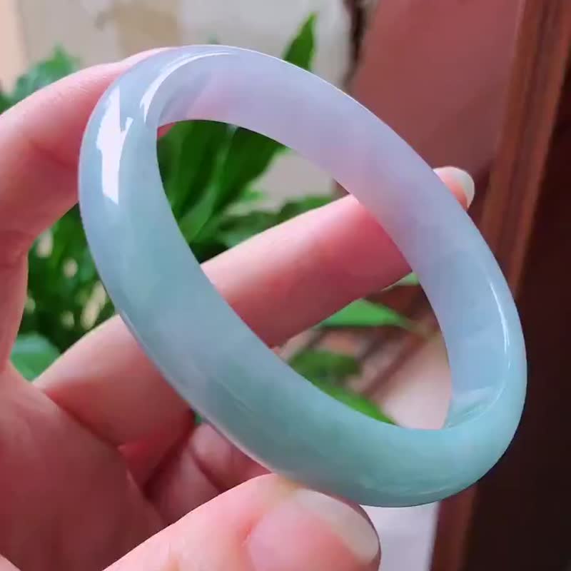 Ice type natural jadeite Burmese A jade bracelet • Glutinous ice type jadeite concubine bracelet - Bracelets - Jade Purple