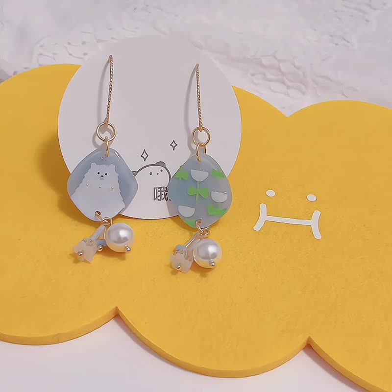 Polar Bear Flower Earrings - Earrings & Clip-ons - Resin Blue