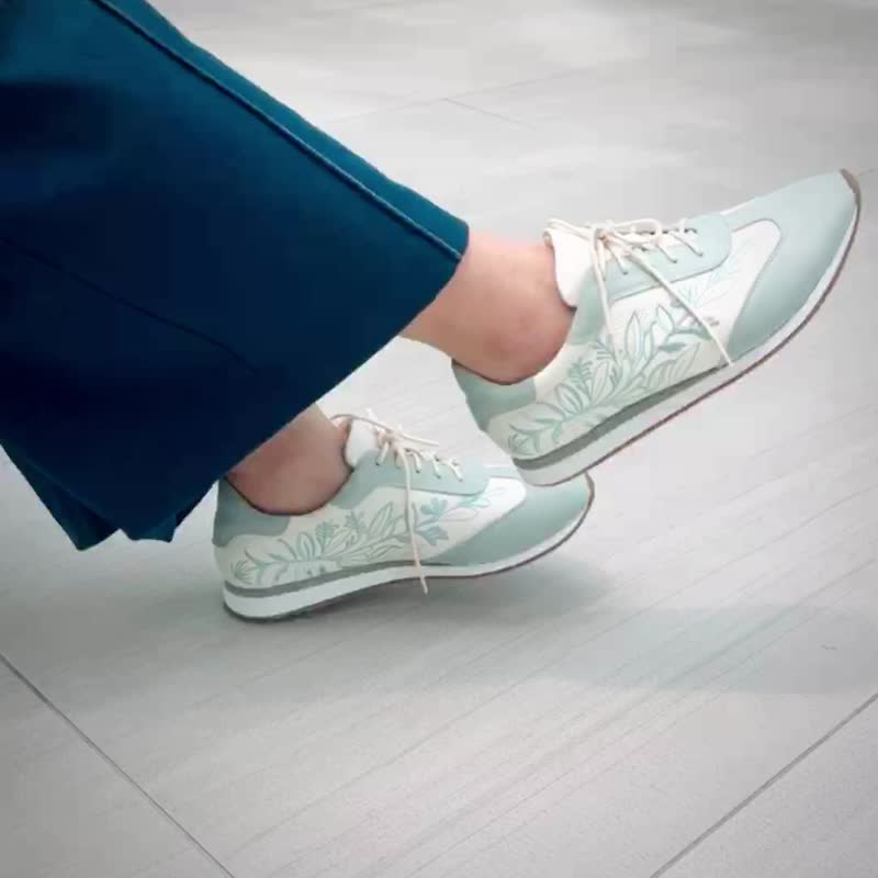 Embroidered strappy casual shoes-Longlu/Water mist blue - Women's Casual Shoes - Genuine Leather Blue