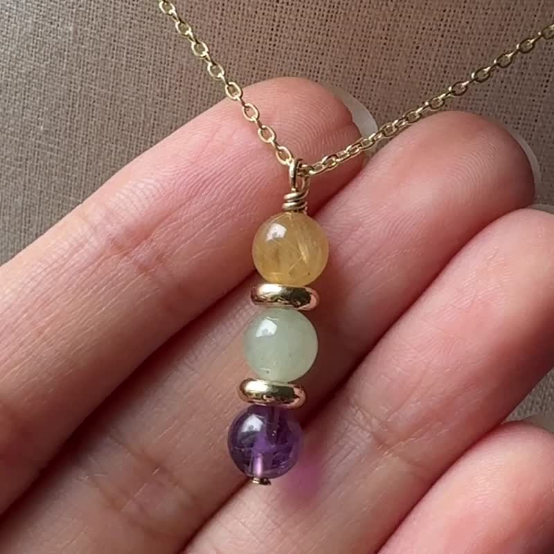 A must-have for attracting wealth! Blonde Green Aventurine Amethyst Natural Stone Crystal Necklace (One with Box) - สร้อยคอ - โลหะ สีเหลือง