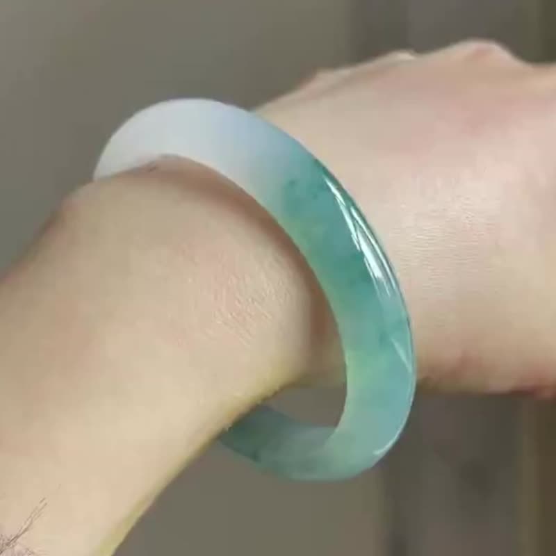 冰種玉鐲 天然翡翠玉鐲 A玉 手鐲 • 冰種藍綠翡翠貴妃鐲 - 手鍊/手環 - 玉石 藍色