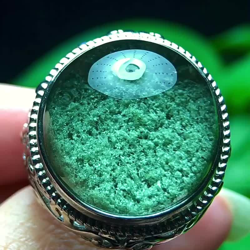 綠幽靈戒指   超美純天然巴西老礦綠幽靈戒指  顏色絕美  晶體水 - 吊飾/掛飾 - 水晶 