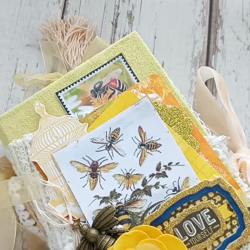 Honeybee junk journal handmade Queen bee dairy Botanical notebook - Notebooks & Journals - Paper Yellow