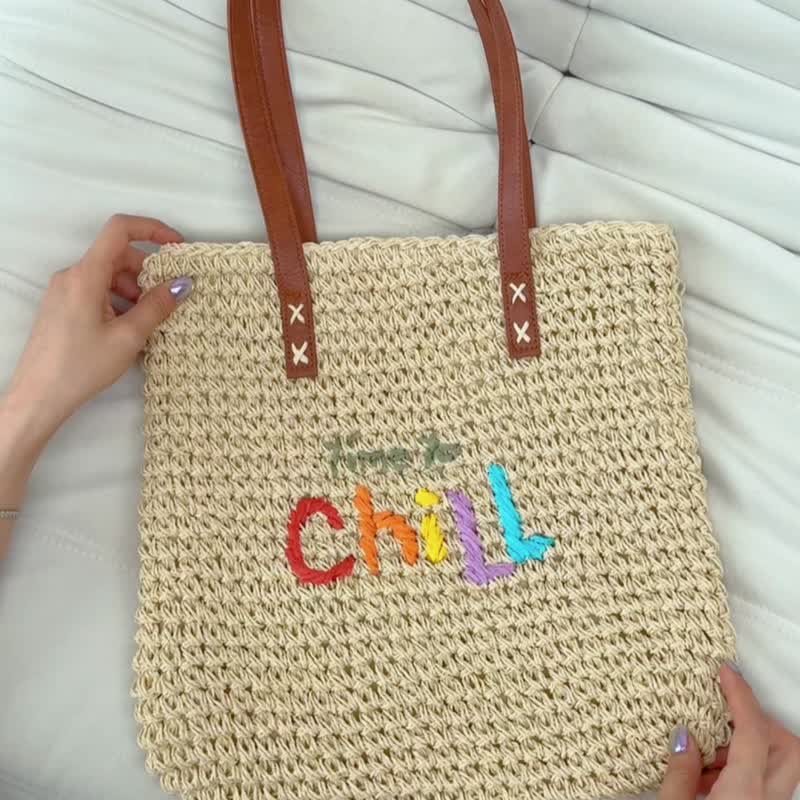 chill一夏  多巴胺彩色刺繡草編包 - 側背包/斜背包 - 其他材質 多色