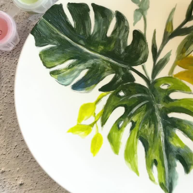 葉語微光 / 陶盤彩繪創作 - 擺飾/家飾品 - 陶 白色