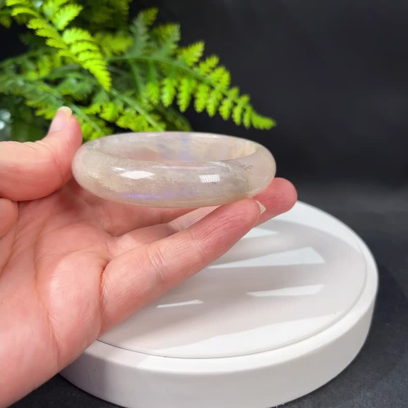 日月同輝手鐲 58MM 藍光星光貓眼 月光石共生太陽石手環 氣質優雅 - 手鍊/手環 - 水晶 
