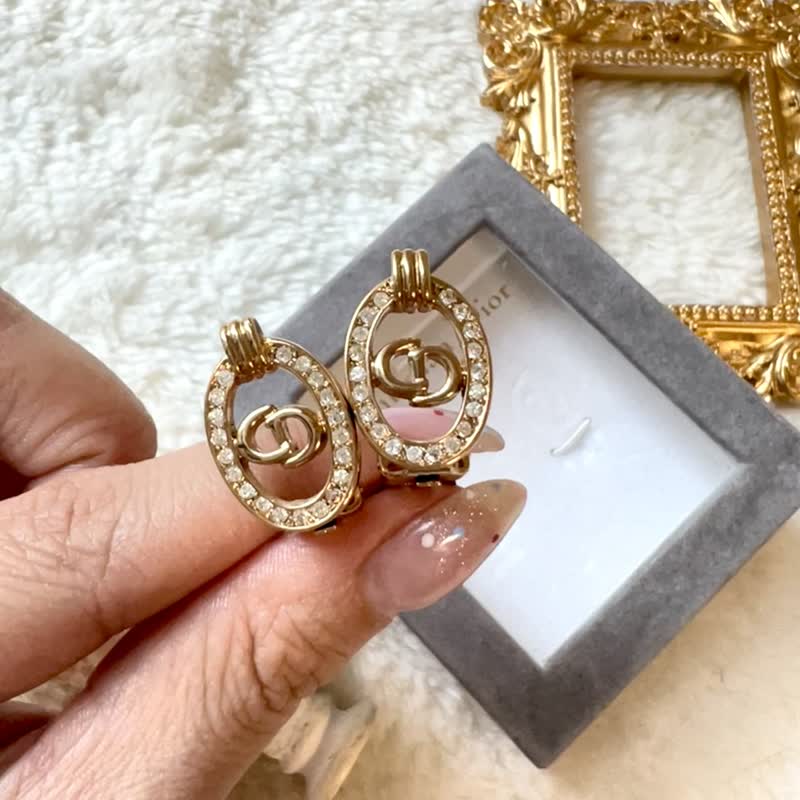 【Japanese Vintage】Authentic Vintage Dior 18KGP Rhinestones CD Oval Ear Clips - Earrings & Clip-ons - Other Metals Gold