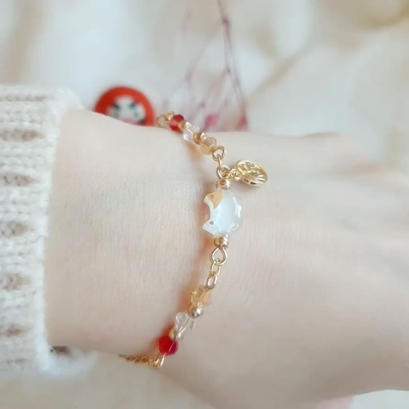 Yanyu handmade 14K gold-filled bracelet bracelet Spring Festival Year of the Dragon Lucky Cat Lucky Cat Lucky Fortune - สร้อยข้อมือ - เรซิน สีแดง
