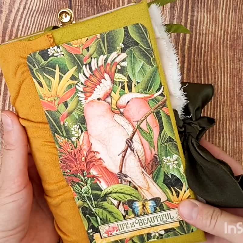 Tropical Birds Butterfly junk journal handmade Botanical naturalist notebook - 筆記本/手帳 - 紙 藍色