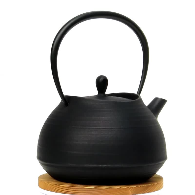 壱鑄堂 南部鐵器 鐵瓶 鐵壺 刷痕1L 黑色 日本製 IH對應 - 茶具/茶杯 - 其他金屬 黑色