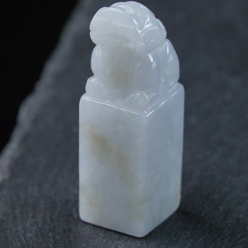 【招財神獸】飄黃翡翡翠貔貅玉印章 | 天然緬甸玉翡翠A貨 | 送禮 - 印章/印台 - 玉石 白色