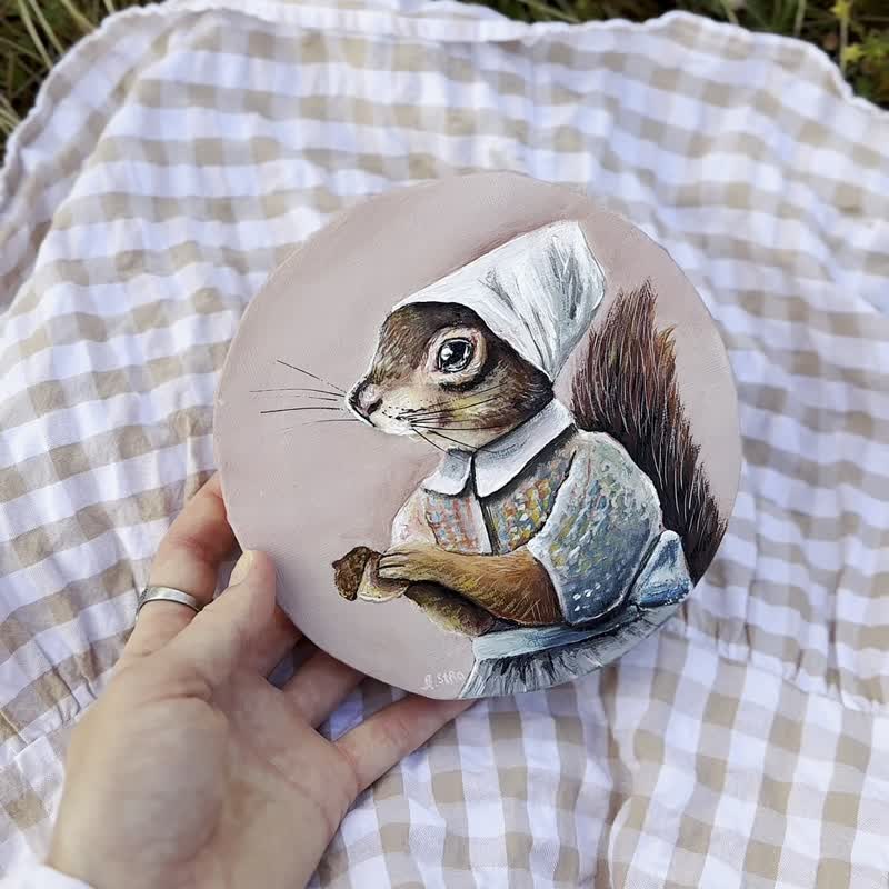 Squirrel painting, Vintage Style Animal Wall Art, Round mini painting Forest art - ตกแต่งผนัง - ผ้าฝ้าย/ผ้าลินิน สีกากี