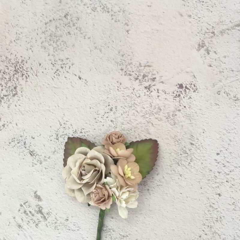 Rustic neutral flower boutonnière, tan and taupe buttonhole, wedding accessories - Corsages - Paper Khaki