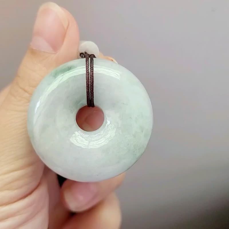 【親翠】天然翡翠 冰飄綠大聖誕厚甜甜圈平安釦 | 聖誕交換禮 - 項鍊 - 玉石 多色