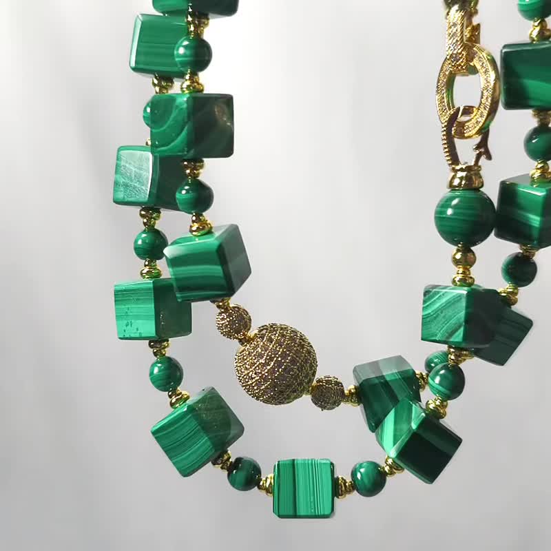 Top-Grade Malachite, Collector's Item, Celestial Round, Terrestrial Square, Harmony of Heaven and Man, 3-Wrap Bracelet Necklace 2-Way Wear, One-of-a-Kind, Gift - Necklaces - Gemstone Green