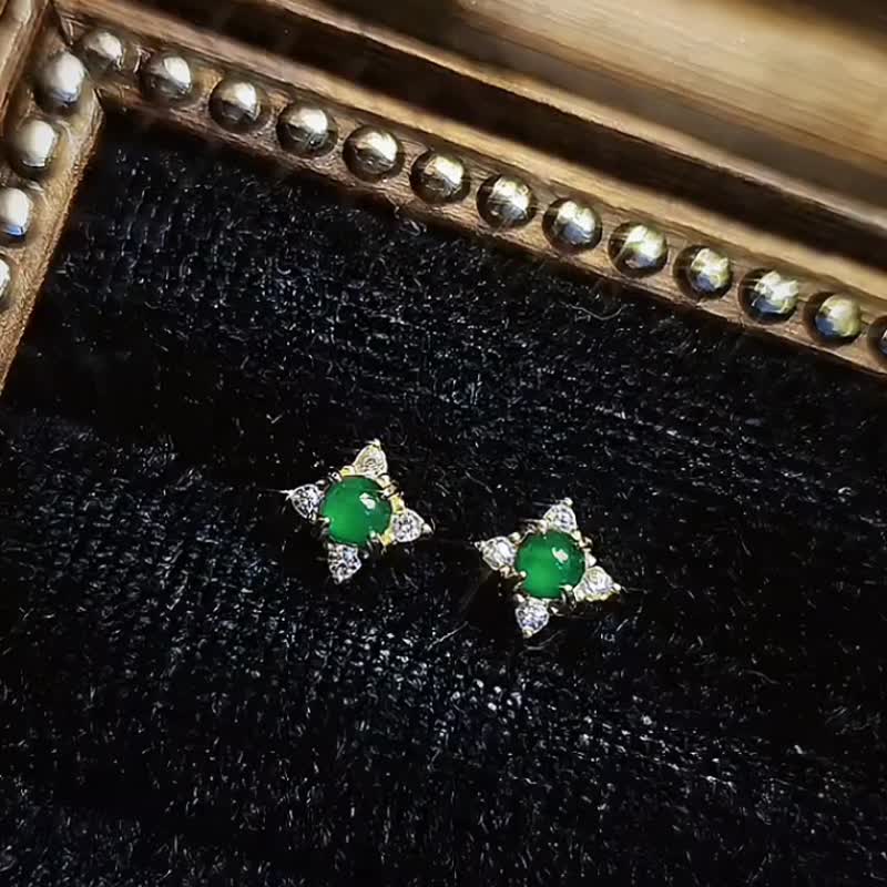 |Fortune Star|A-grade jadeite ice glass old green egg surface 3.5mm sterling silver plated 18k yellow four-pointed star earrings - ต่างหู - หยก 