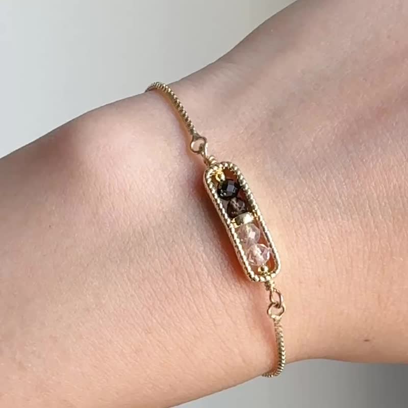 Protective Energy Crystal Bracelet | Black Tourmaline Smoky Quartz Labradorite Clear Quartz | Protection & Warding Off Evil - สร้อยข้อมือ - คริสตัล สีดำ