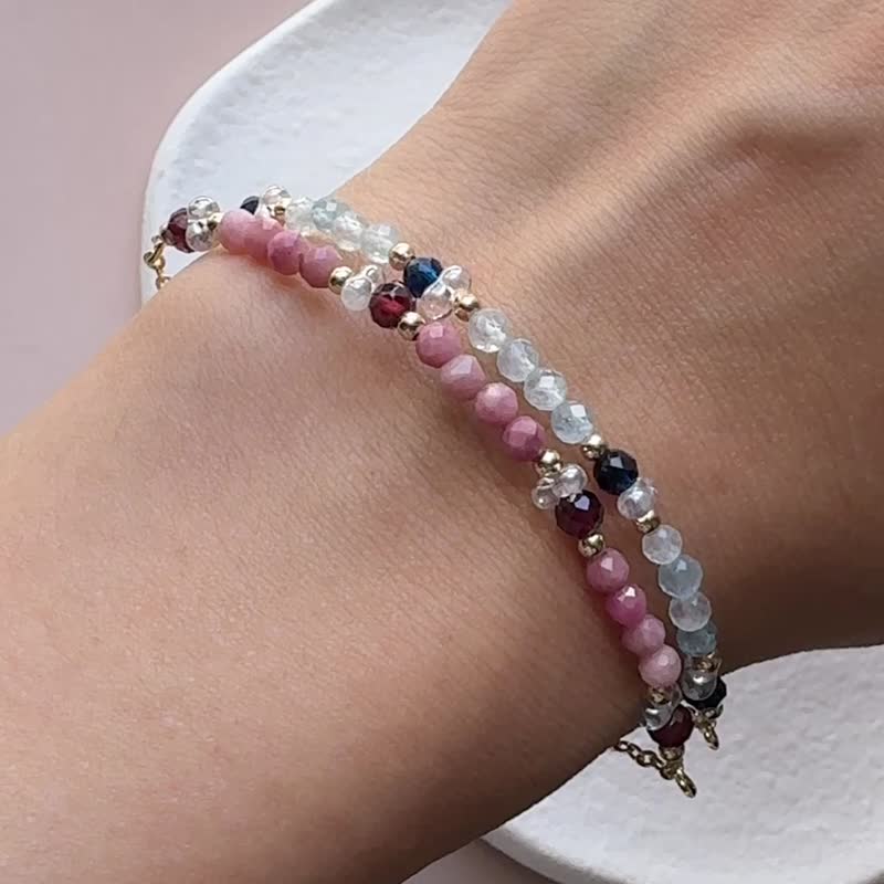 Rhodonite Stone natural stone crystal bracelet birthday gift - สร้อยข้อมือ - คริสตัล สึชมพู