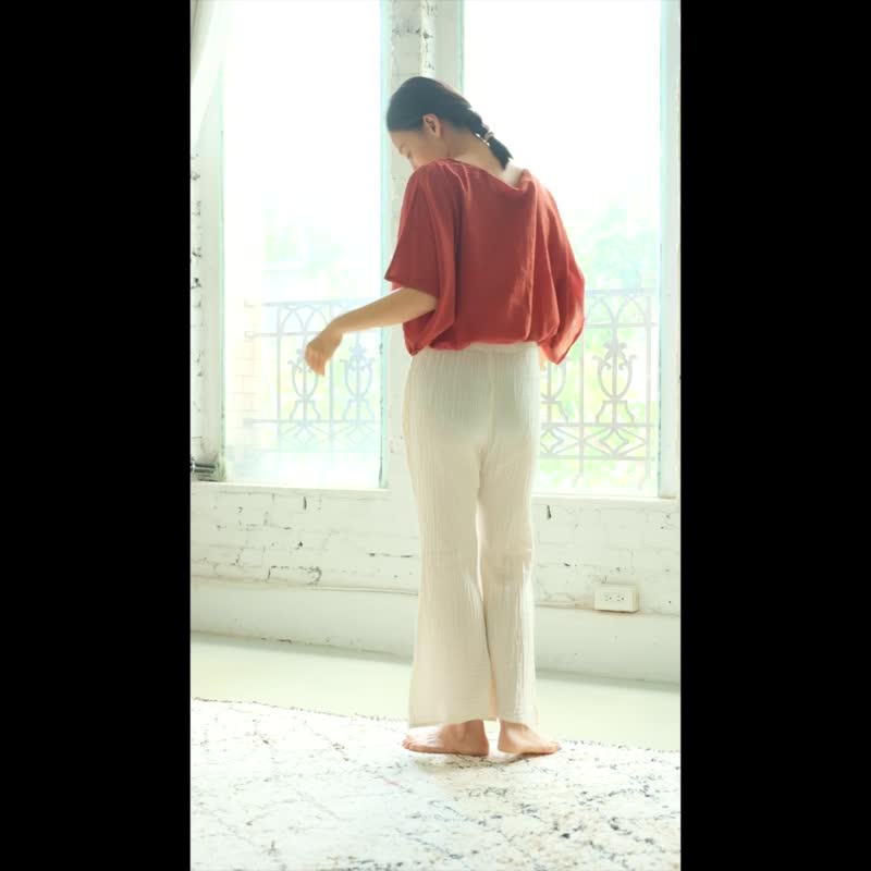 寬版平領下擺縮口上衣 / 慕斯布 米白 - 女上衣/長袖上衣 - 棉．麻 白色