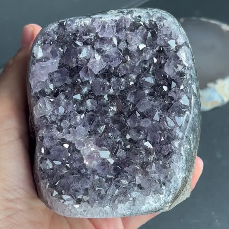 *閃閃水晶* 珠光寶氣* 天然 紫水晶 Natural Amethyst Cluster - 擺飾/家飾品 - 水晶 紫色