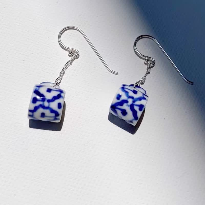 MINI PINEAPPLE CUP, CERAMIC EARRING WITH SILVER 92.5% - Earrings & Clip-ons - Porcelain Blue