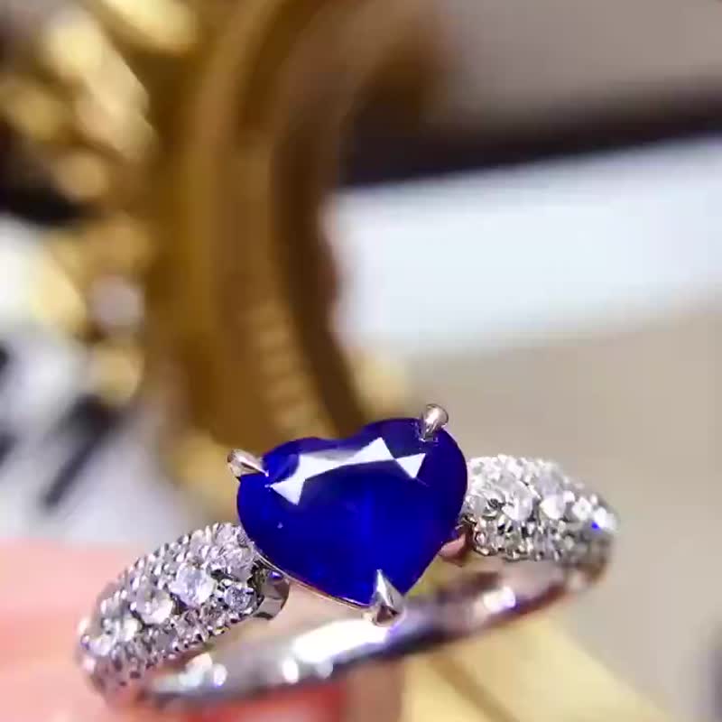 ロイヤルブルーリング 1.52カラット - リング・指輪 - 宝石 