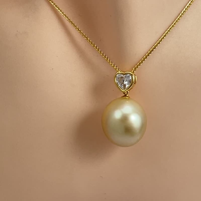 Love Heart Natural Seawater Pearl South Sea Gold Pearl Giant 18k Gold Pendant Gift Necklace - สร้อยคอ - ไข่มุก สีทอง