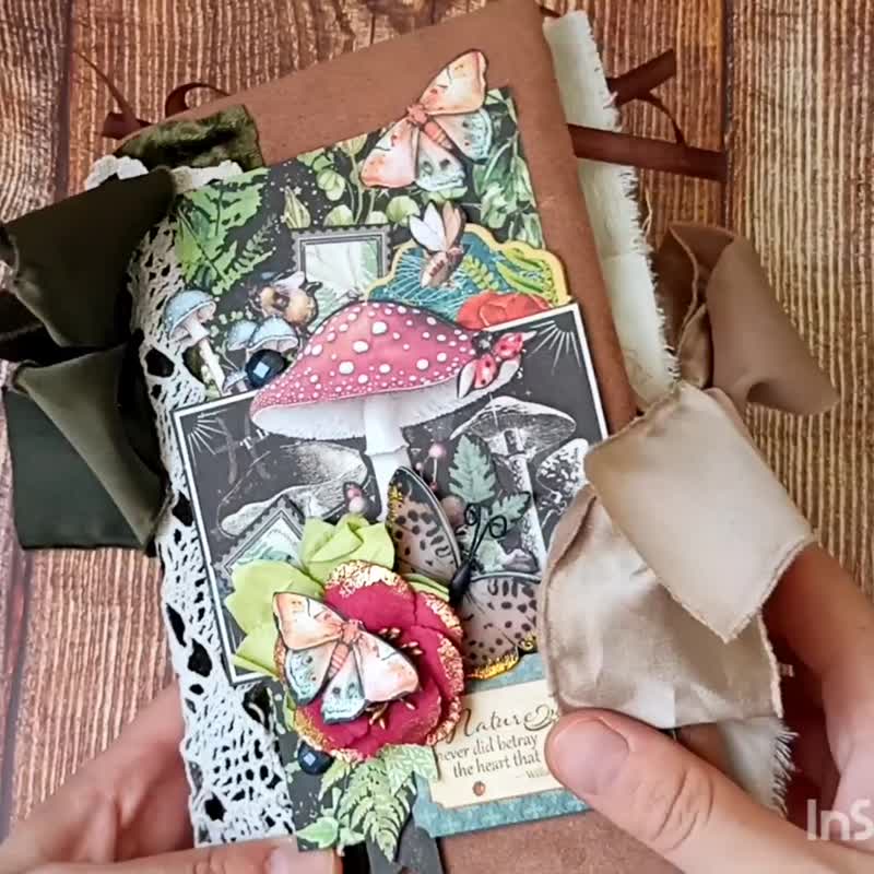 Forest mushrooms junk journal Woodland butterfly notebook for sale handmade - 筆記本/手帳 - 紙 綠色