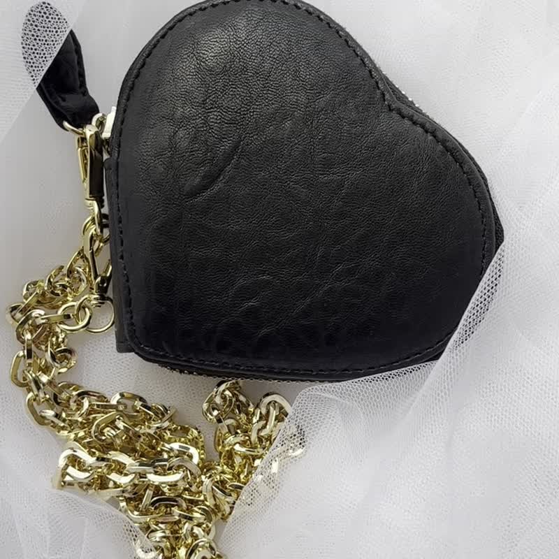 スタイリッシュなハート スモール ウエストバッグ・ブラック・イタリアンバブルシープスキン オプションのチェーンサイドバックパック/クロスボディバッグ - ショルダーバッグ - 革 ブラック