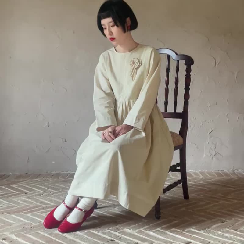 燕麥色 日系清冷少女立體花全棉提花洋裝 春秋款連身裙 - 洋裝/連身裙 - 棉．麻 黃色