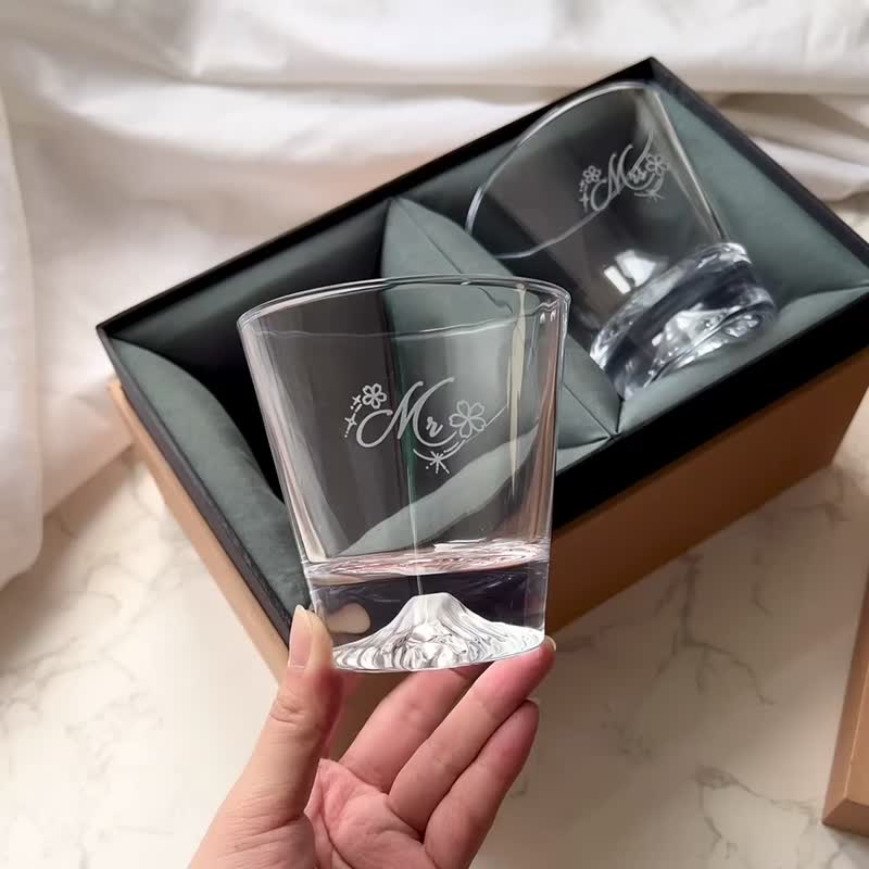 【新品優惠】富士山杯|威士忌酒杯|結婚禮物|Mr&Mrs杯|客製化酒杯 - 酒杯/酒器 - 玻璃 