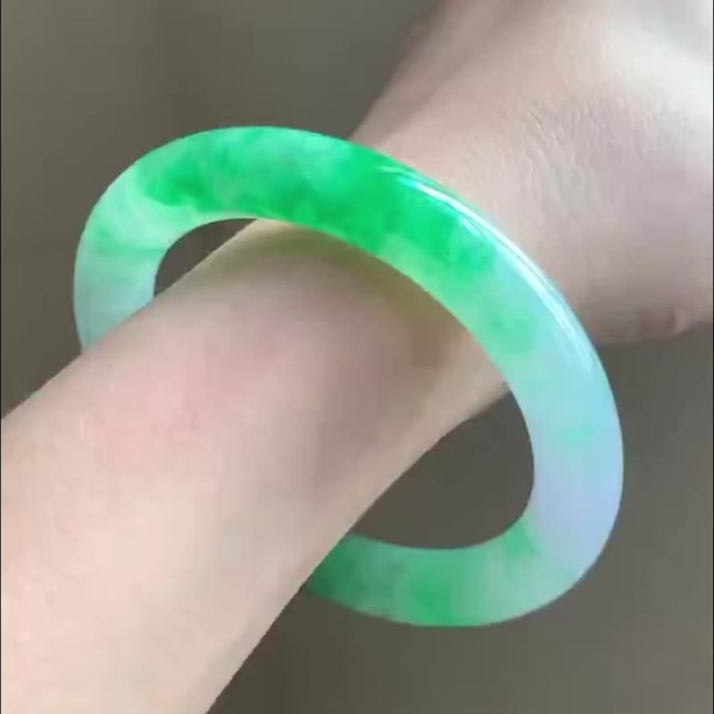 冰種翡翠天然翡翠玉鐲A玉手鐲 玉鈪 • 糯冰種陽綠翡翠圓鐲 - 手鍊/手環 - 玉石 綠色
