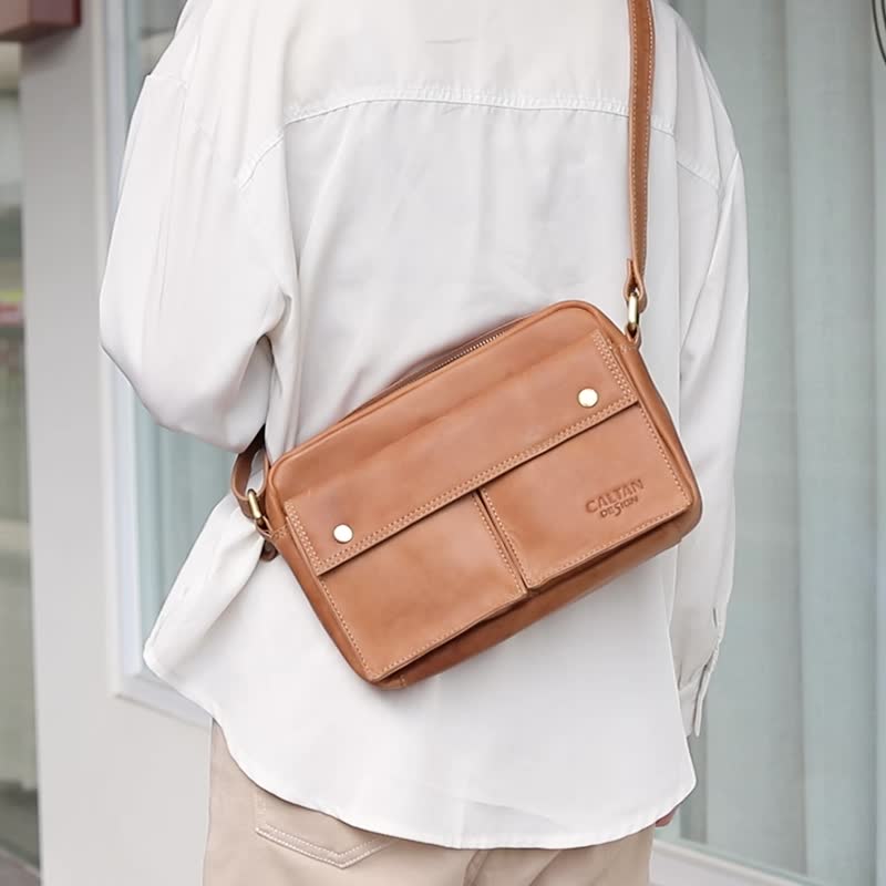 [24hr fast shipping] Genuine leather classic double pocket backpack - 5241 five colors - กระเป๋าแมสเซนเจอร์ - หนังแท้ สีกากี