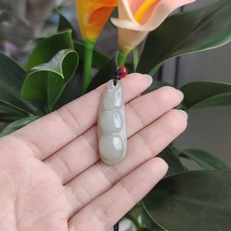 Natural Burmese Jadeite Pendant Necklace Product A - สร้อยคอ - หยก สีเขียว