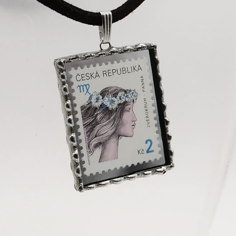 Stained glass pendant with a stamp of the Zodiac sign - Necklaces - Glass 