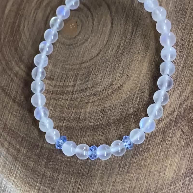斯里蘭卡強藍光月光石手鍊 - 手鍊/手環 - 水晶 透明