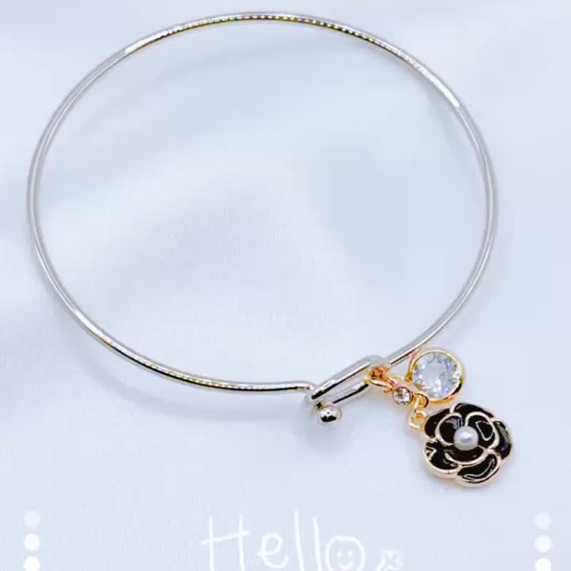 Iris彩虹女神~經典山茶花晶鑽珍珠彈性扣環手環~客製生日禮物推薦 - 手鍊/手環 - 琺瑯 銀色